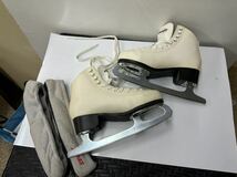 ヤ80 美品 フィギュアスケート靴 24.0cm ZAIRAS スケート ホワイト 靴 アイススケート_画像7