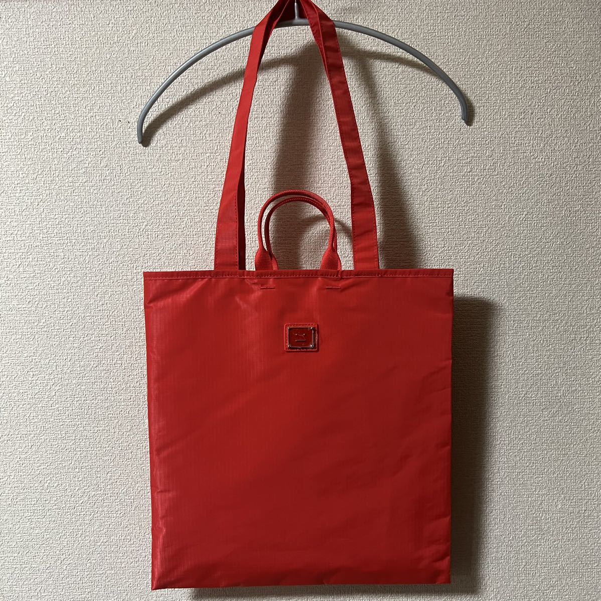 新品 Acne Studios アクネストゥディオズ フェイス ロゴプレート