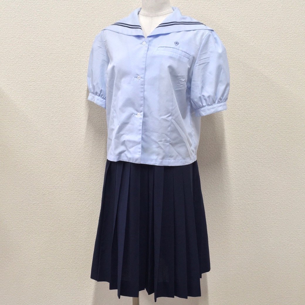 ヤフオク! -女子制服ブラウスの中古品・新品・未使用品一覧