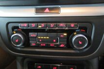 ★2011年 VW シャラン DBA-7NCAV エアコンスイッチ★_画像1