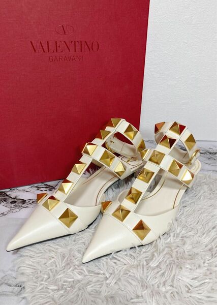 【30%off新品】VALENTINO ローヒール パンプス