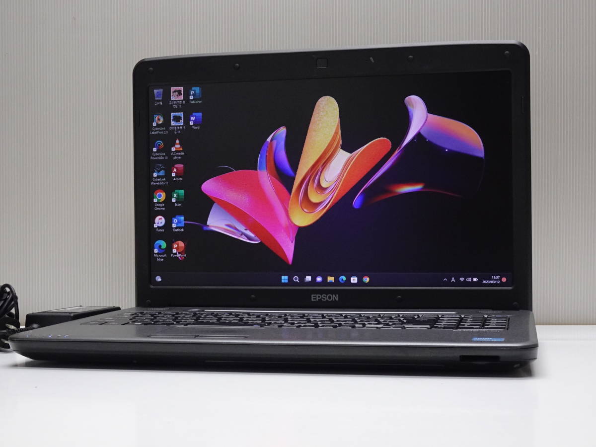 ヤフオク! - エプソン(ノートブック、ノートパソコン Windows)の中古品 ...