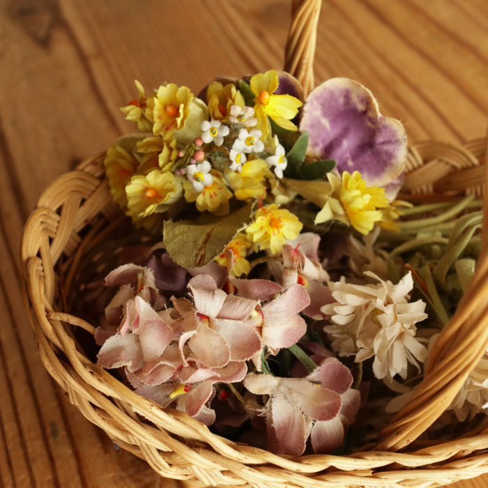 ヴィンテージ 布花 ワイヤー エクリュ ローズ .