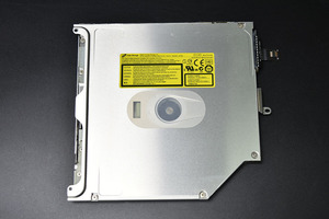 当日発送 純正 MacBook Pro 15 inch 2011 A1286 SATA 678-0612A GS31N 内蔵DVDドライブ 中古品 2-0324-4 スロットイン