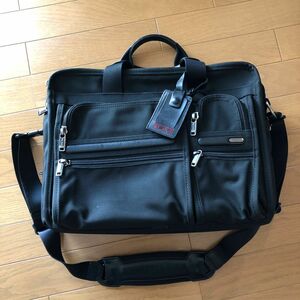 TUMI 2WAYブリーフケース(26141D4)