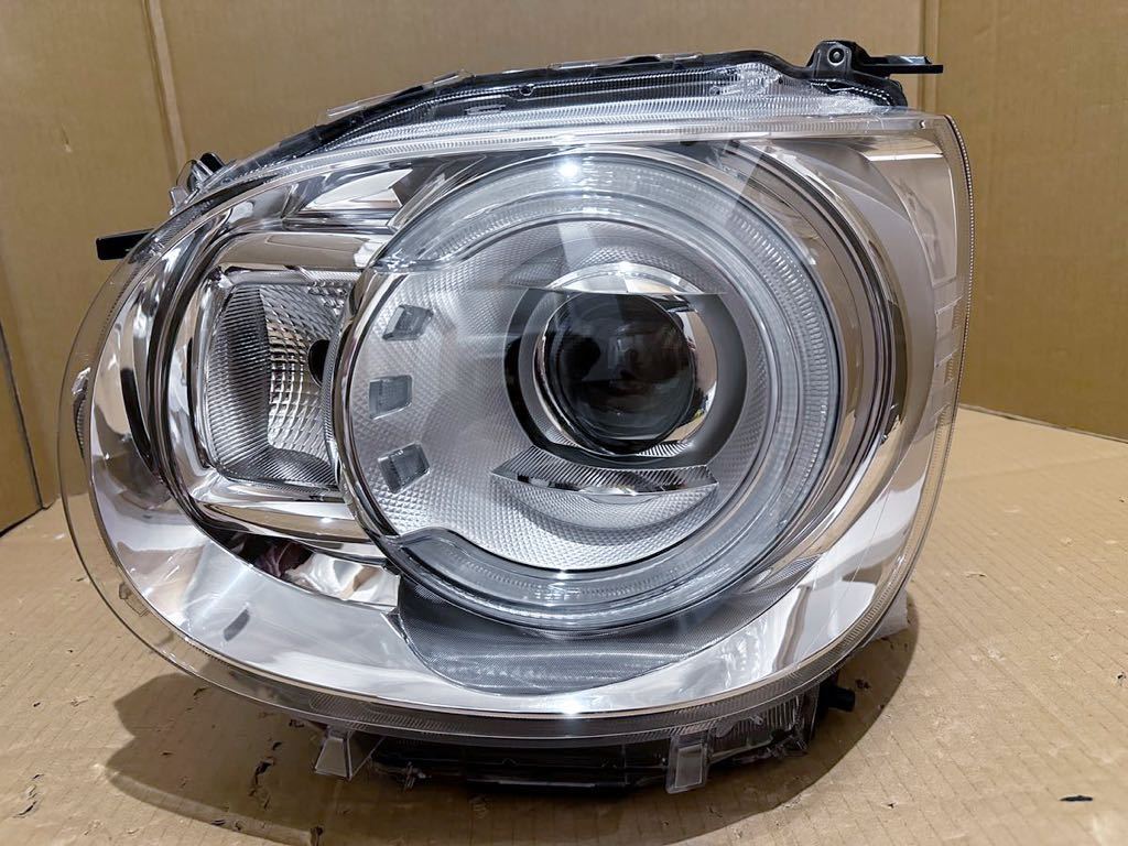 人気商品!! 【LA800Sムーヴキャンバス用】ヘッドライト ☆ダイハツ