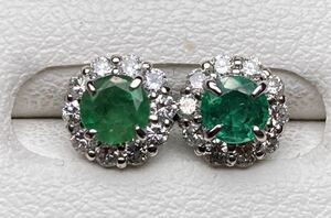 *** new goods *** natural emerald 0.26/0.23ct diamond earrings D0.16ct×2/Pt950 Emerald Pierce*