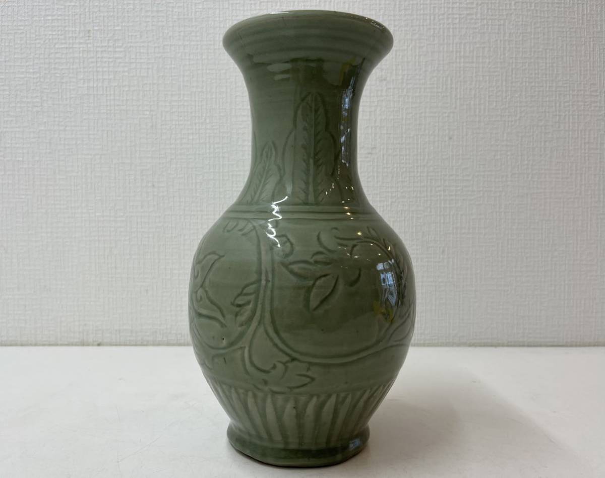 ヤフオク! -「中国 青磁 花瓶」の落札相場・落札価格
