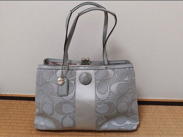 COACHトートバッグ グレー×桜ピンク