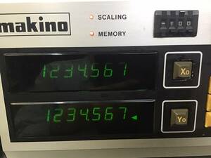 MAKINO マキノ　マグネスケール　CM2000　（動作確認済み）　　中古品　　 フライス盤 デジタルカウンター 　　（202303107）　 