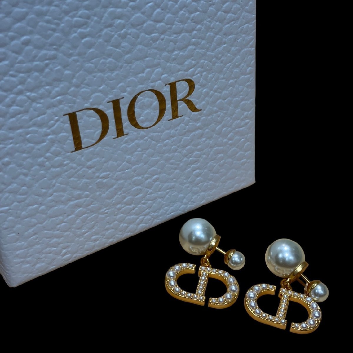 Dior ピアスの値段と価格推移は？｜623件の売買情報を集計したDior 