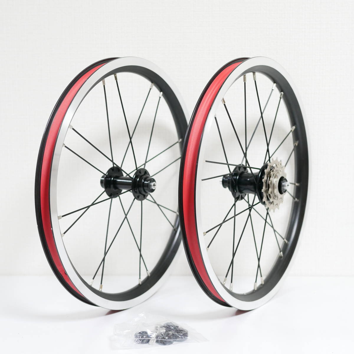 早者勝ち! 新品同様 Dahon ダホンK3 K3 プラス 11速用ホイールセット