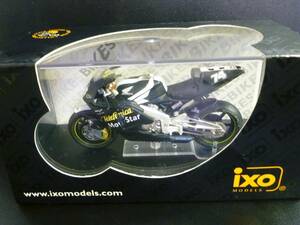 ixo* product 1/24 Honda RC211-V Kato large .. helmet attaching #74 HONDAte ref .nika Movistar 2003 testo black color 