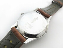 稼働品 TAKEO KIKUCHI タケオキクチ QZ TK2095 デイト ラウンド 白文字盤 メンズ腕時計_画像6