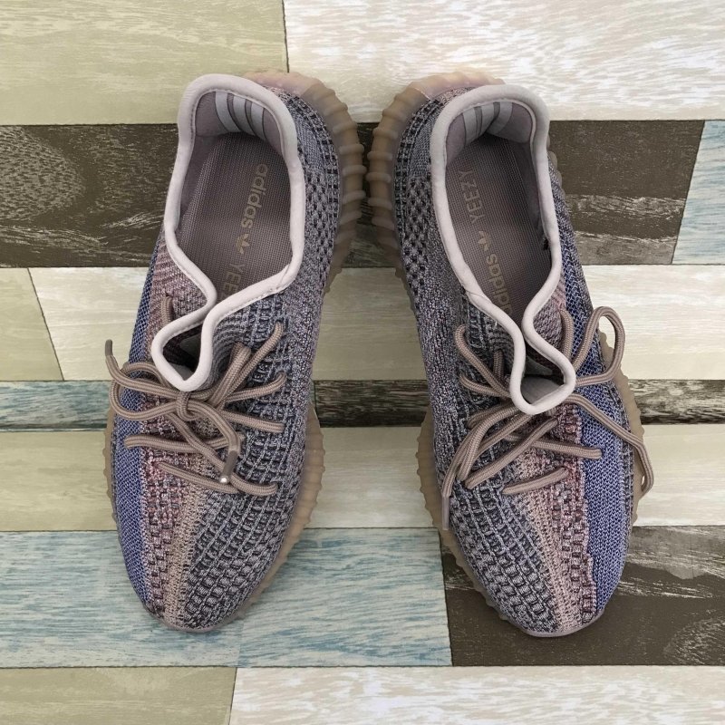 アディダス H02795 YEEZY BOOST 350 V2 FADE イージーブースト 350
