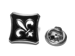 ラペルピン★ピンズ　百合の紋章　フルール・ド・リス　装飾　シルバー×ブラック　pin-1089