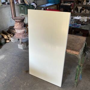 B 白い頑丈な板 天板 テーブル板 机板 厚さ3cm 110cm x 60cm DIY 作業台 重さ13.4kg