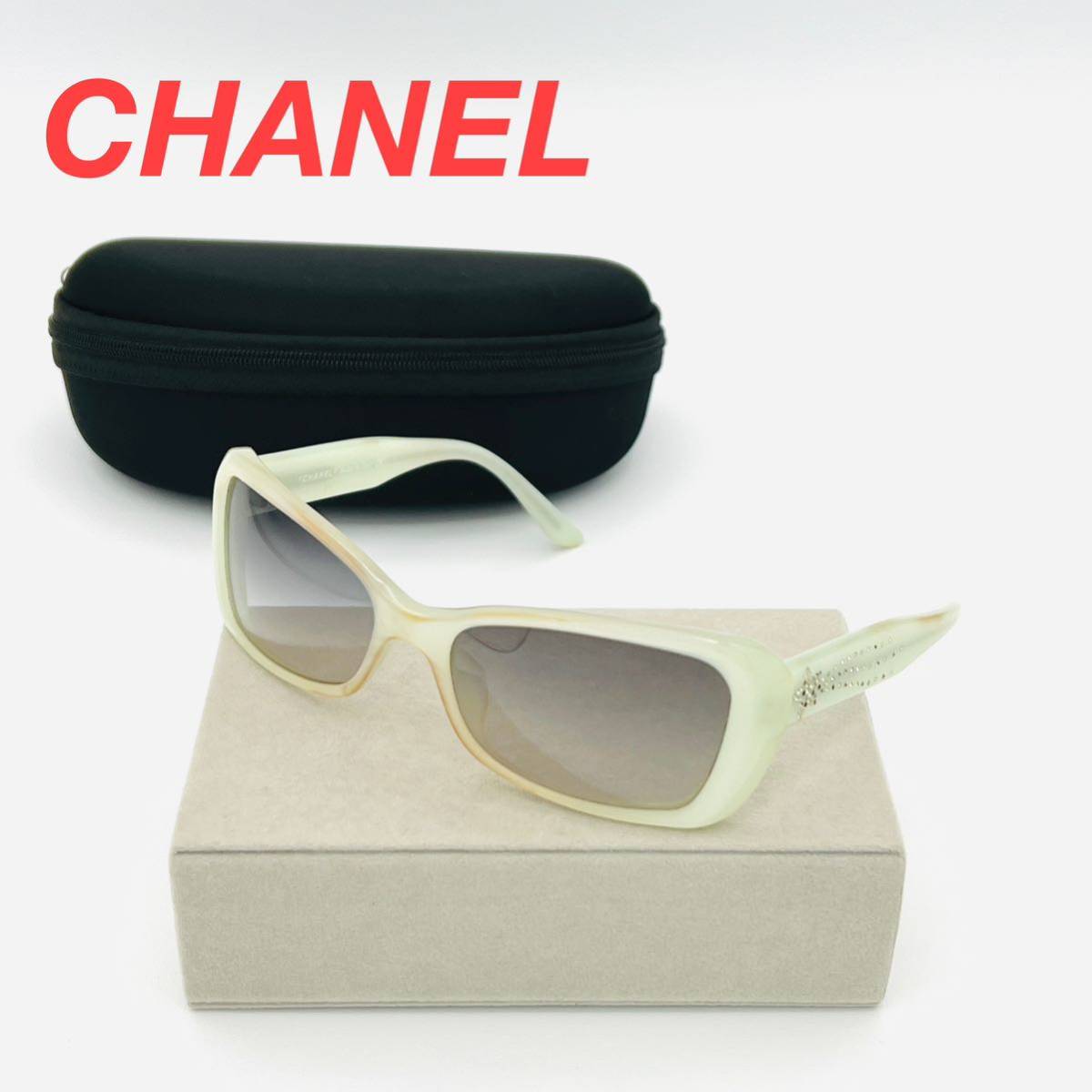 人気レア】CHANEL ラインストーンロゴ サングラス bskampala.com