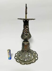 《土》江戸時代　金銅蝋燭立て　燭台　透かし彫り　