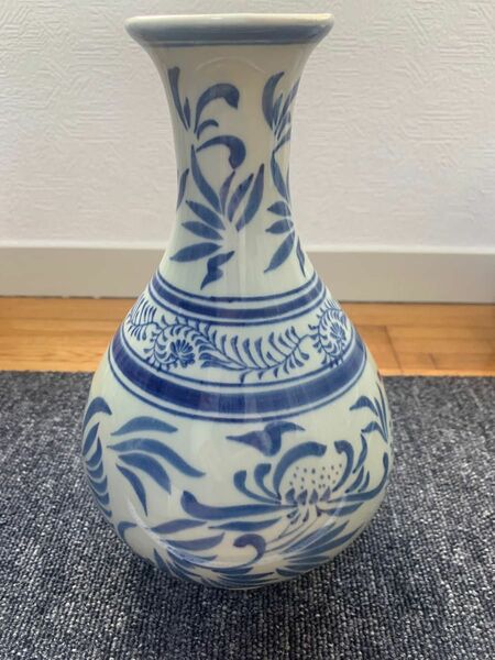 中国美術 花瓶 唐草文 唐物 年代品 天球瓶 古董