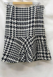 # autumn winter W64# white black / wool knitted /49cm height miniskirt / unused goods new goods / free shipping #