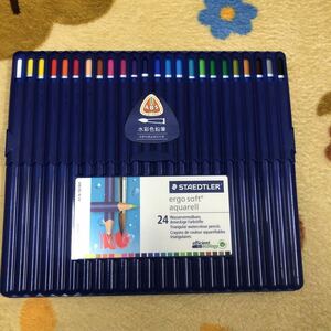 新品同様　STAEDTLER　エルゴソフトアクェレル水彩色鉛筆(24色入り）