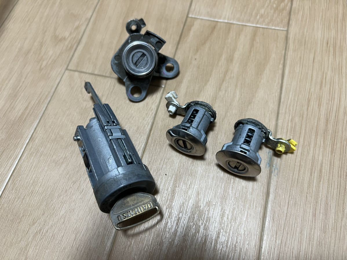 とっておきし福袋 ダイハツ331ハイゼットキーシリンダー 電装品 - www