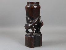 朝鮮美術 李朝木工 木彫 人物と獣 花瓶 置物 高35,5cm 時代 細密細工 古美術品[b215]_画像9