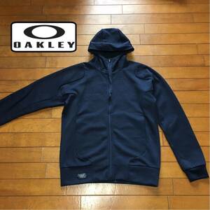 ★【 OAKLEY 】★ ポリエステル100% プルジップパーカー フーディー ★サイズ M★i-749