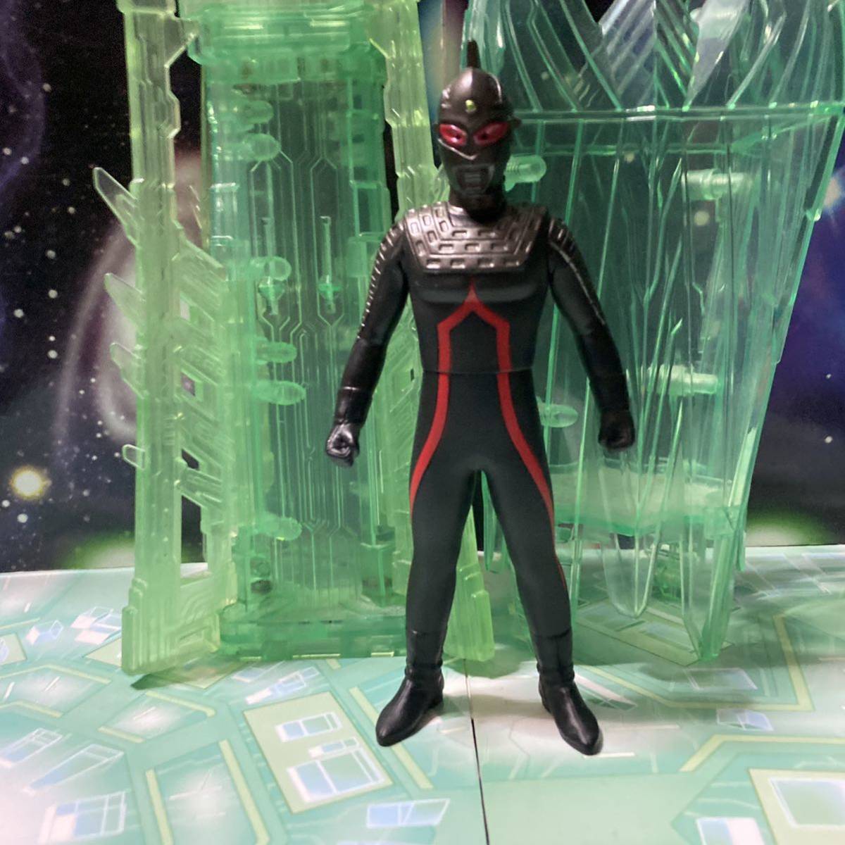 ヤフオク! -「ウルトラセブンダーク」の落札相場・落札価格