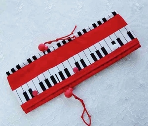  dog for * cool neck *brudok* large medium sized ...* piano keyboard red *2 sheets tailoring * cool snood * cooling agent 6 piece * maximum 64cm* reverse side is red 