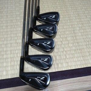 SRIXON Z545 ブラック BLACK ６〜ＰＷ 　ダイナミックゴールド Ｒ−４００ シャフト 限定