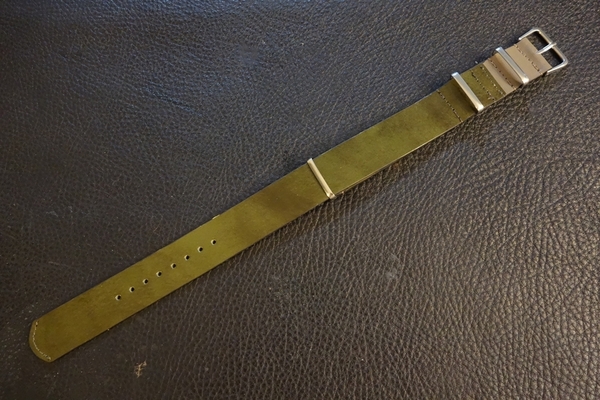 ◆Leather NATO G10Strap◆高品質国産本牛革アニリンカーフ OLIVE GREEN 16mm Custom Order(BUCKLE COLOR) 強力撥水 受注生産 腕時計ベルト