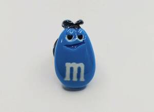 送料無料　M＆Mｓ　ピンブローチ　ブルー　ピンズ　チョコレート　チョコ　お菓子　アメリカ　スマアク