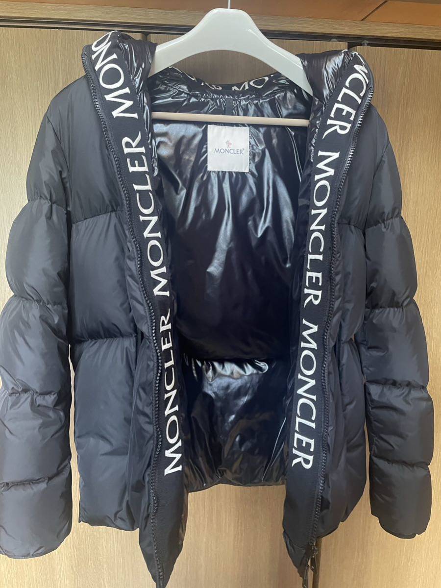 美品 モンクレール ダウンジャケット ダウンジャケット! CLUNY