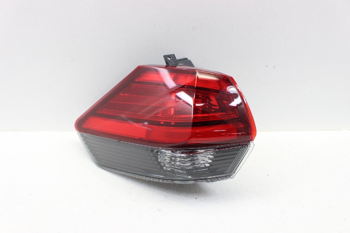 ヤフオク! -「エクストレイル t32 テール」(テールライト) (日産用)の
