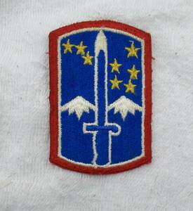 実物 米陸軍 第172 歩兵旅団 肩章 US ARMY 172ND INFANTRY BRIGADE SHOULDER OATCH