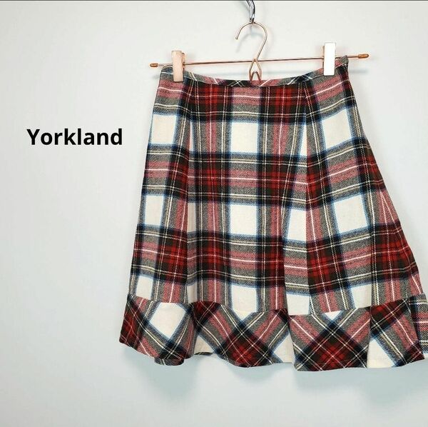 Yorkland チェックスカート 膝丈 赤色