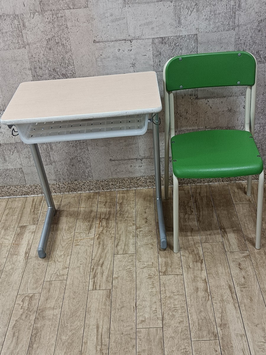 ヤフオク! -学校机椅子セット(事務机、学習机)の中古品・新品・未使用 ...