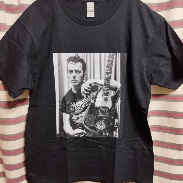 Joe Strummer ジョーストラマー BIGプリントTシャツa【 黒 Lサイズ】バンドTシャツ ザ・クラッシュ The Clash パンク PUNK SEX PISTOLS