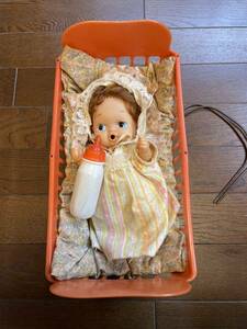  milk .. doll .. Chan Showa Retro Vintage baby bed, milk attaching 