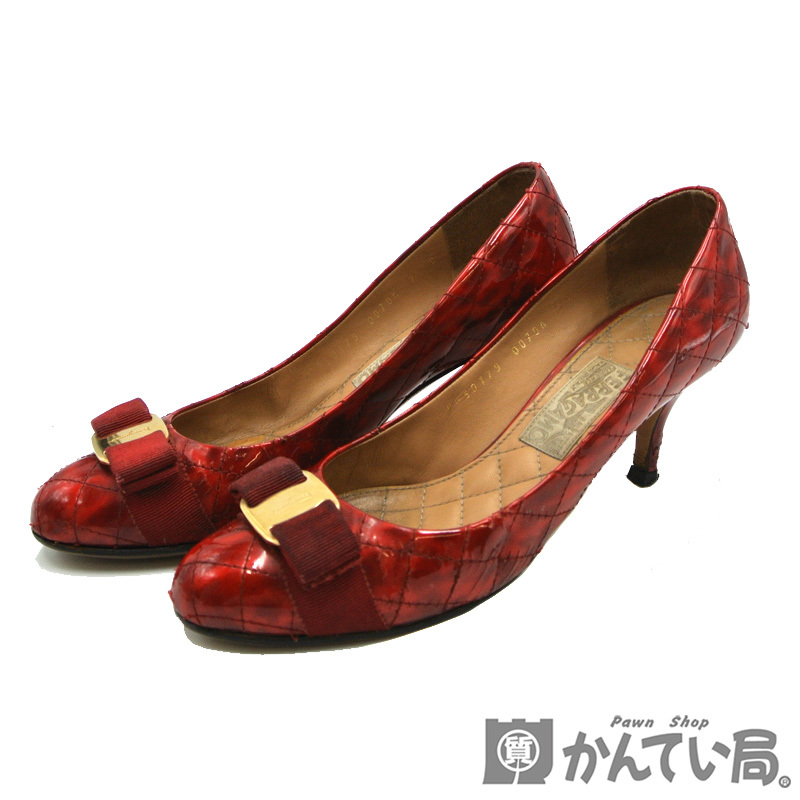 2023年最新】ヤフオク! -フェラガモ carlaの中古品・新品・未使用品一覧