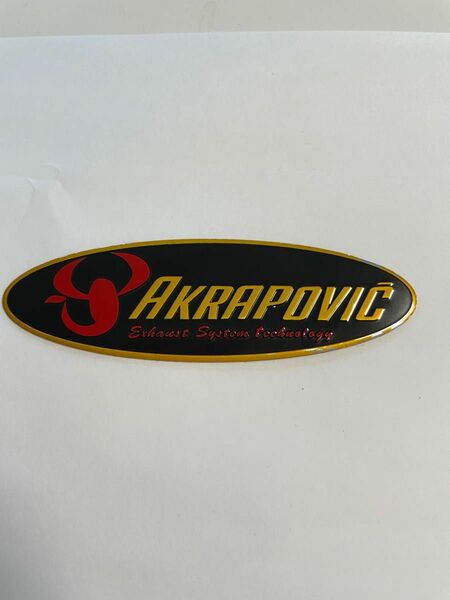 アクラポビッチ　耐熱エンブレム　サソリゴールド　akrapovic マフラー