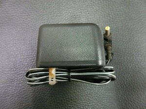 KENWOOD(ケンウッド) ACアダプター 型式:W08-0681 差込外径:4mm 入力:100V6VA 出力:5.1V/400mA コンセント: 2極 管理No.05993