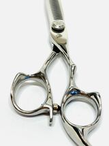 新品 6インチ Ｖ刃 セニングシザー 高硬度炭素鋼 25～30% すきバサミ 鋏 SCISSORS はさみ 理容師 美容師 トリマー セルフカット_画像2