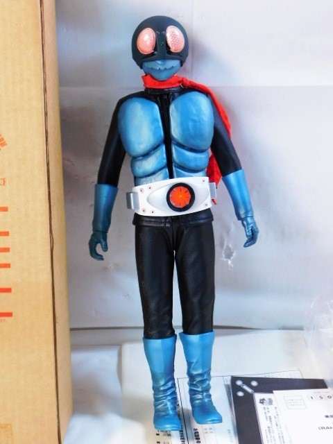 海洋堂 仮面ライダー 旧1号 ガレージキット 1/8 完成品 ベルトカスタム