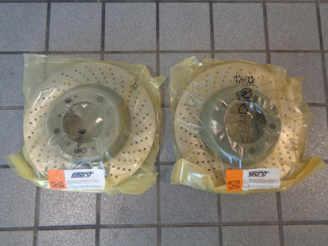 税込 リア 12本スリット加工 ブレーキローター <br> ポルシェ 911 930