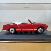 1/43 ミニチャンプス ミニカー/Volkswagen Karmann Ghia Cabriolet 1957 Iberischrot/フォルクスワーゲン カルマンギア カブリオレ レッド_画像3