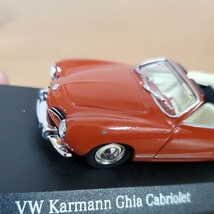 1/43 ミニチャンプス/Volkswagen Karmann Ghia Cabriolet 1957 Korallenrot/フォルクスワーゲン カルマンギア カブリオレ コーラルレッド_画像6