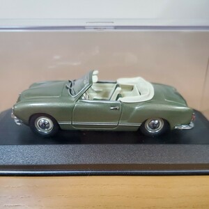 1/43 ミニチャンプス 430051037 フォルクスワーゲン カルマン Ghia cabriolet 1957 Coral レッド